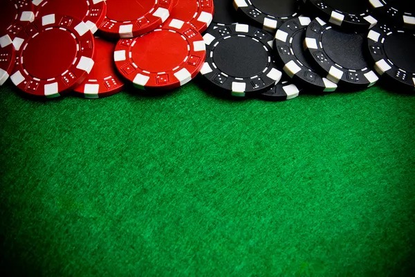 Push notification alerts for Domino QQ game invites and settlement on mobile